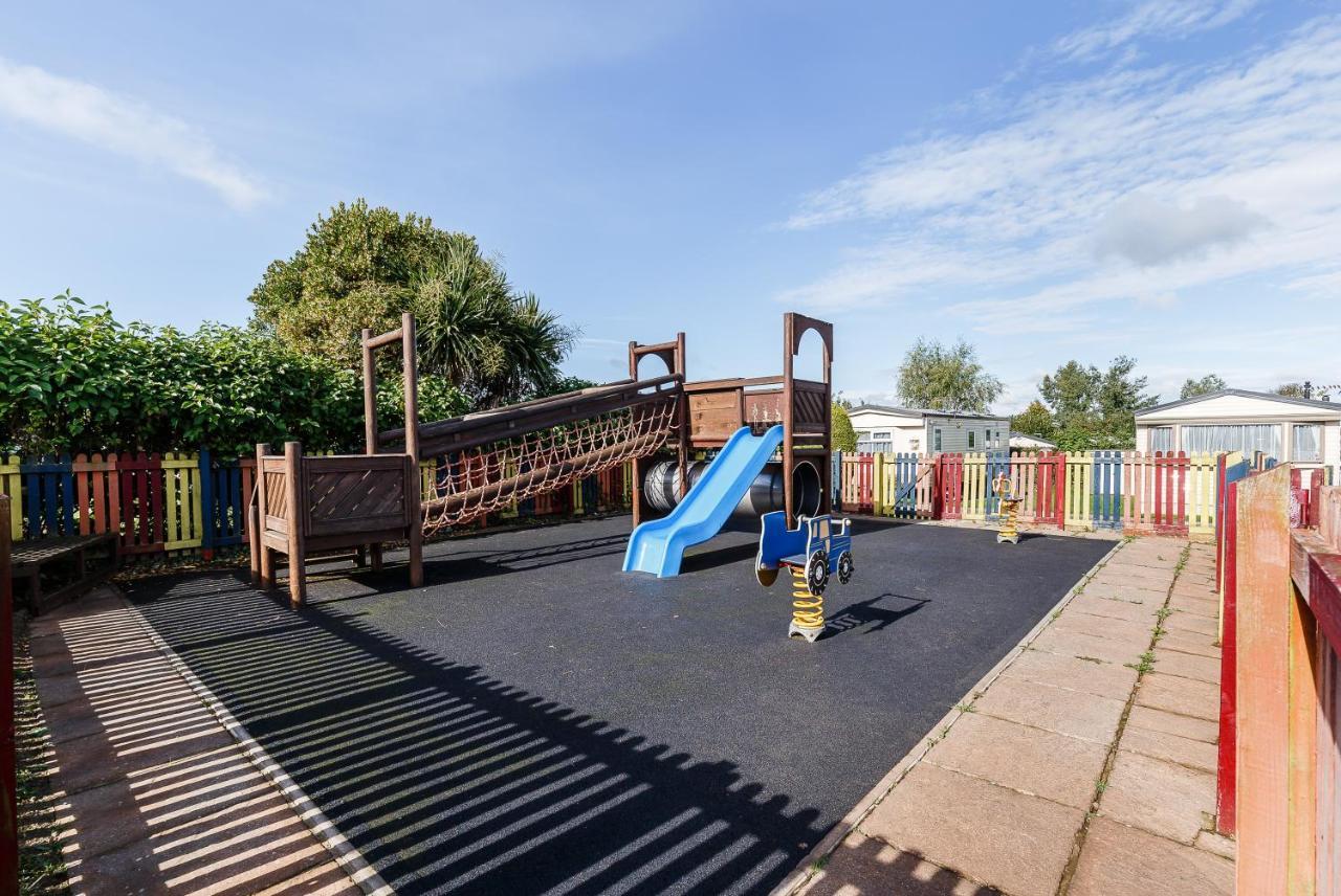 באת' Bucklegrove Holiday Park מראה חיצוני תמונה