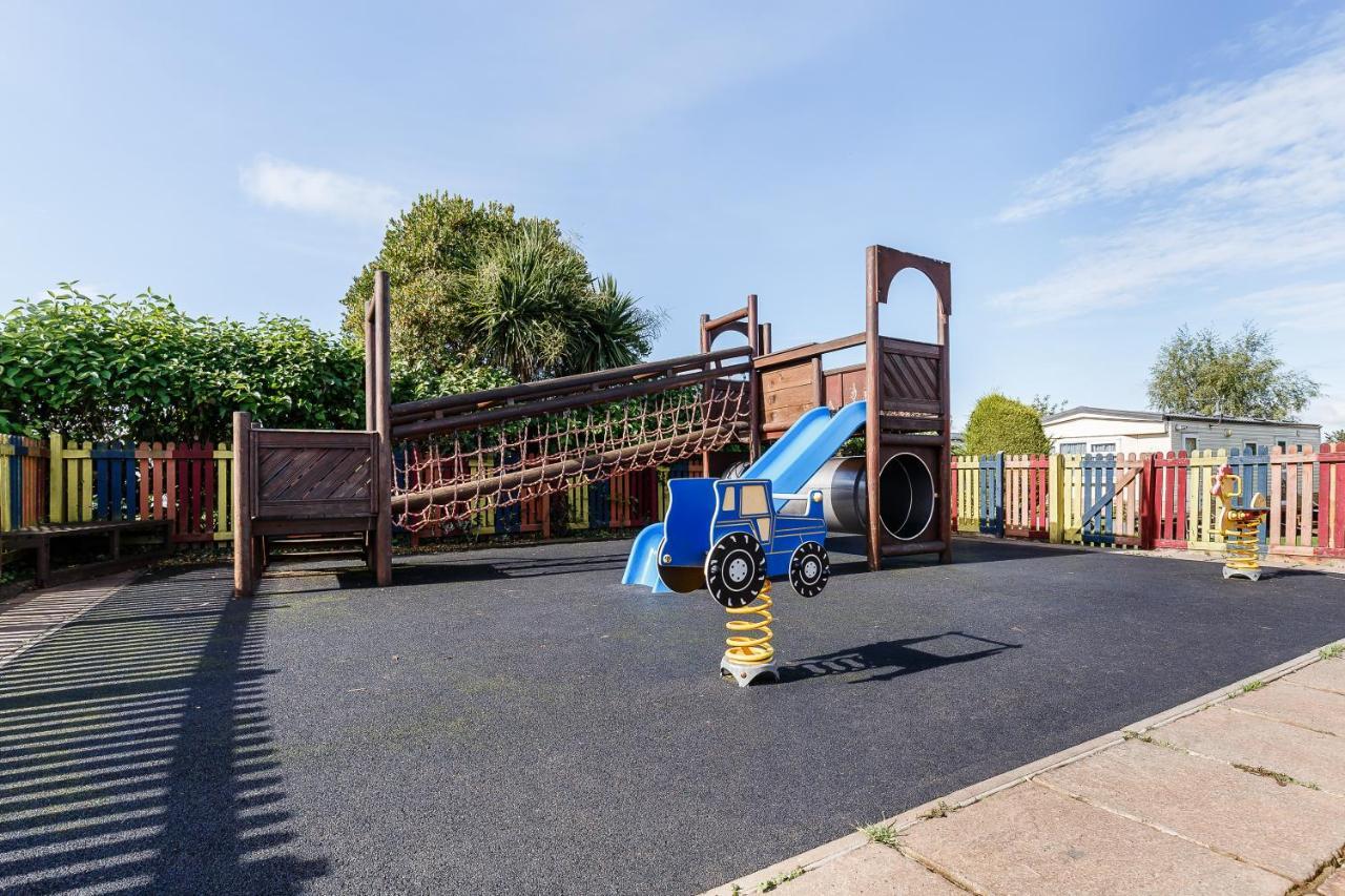באת' Bucklegrove Holiday Park מראה חיצוני תמונה