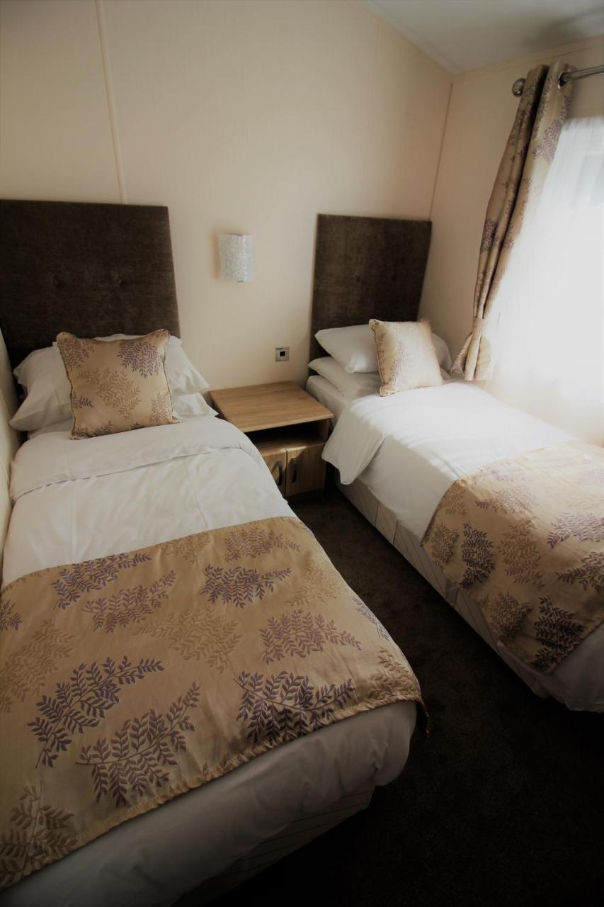 באת' Bucklegrove Holiday Park מראה חיצוני תמונה
